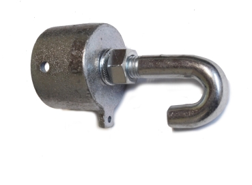 End hook (screwable) for breast bar - in horse trailer